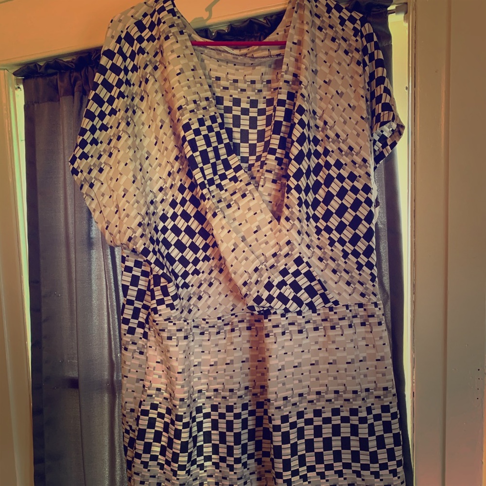 Short sleeve, plus size dress